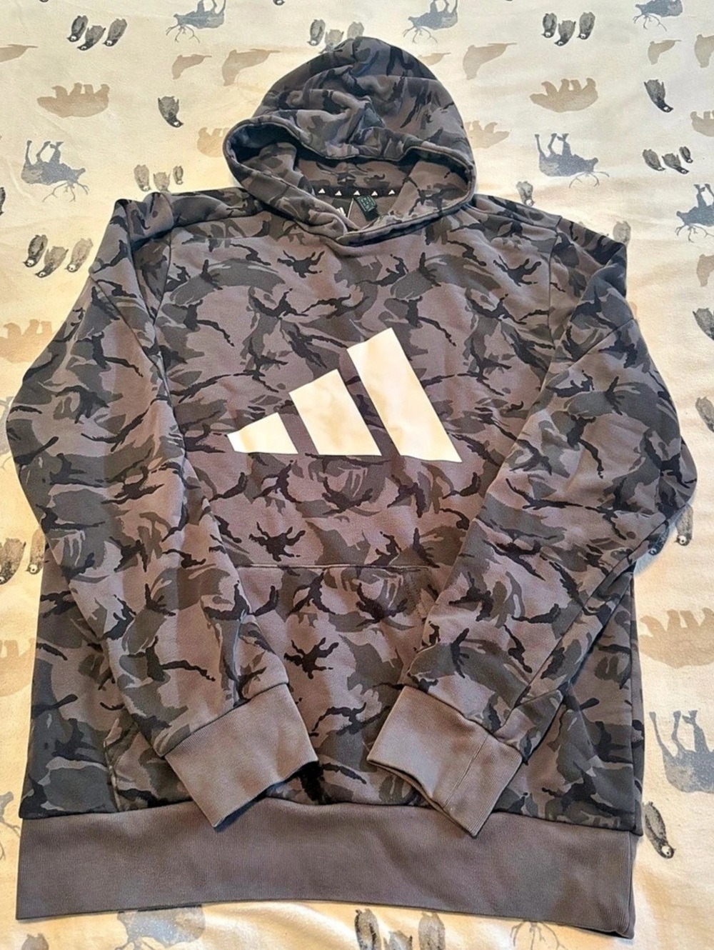 adidas Camo Big Logo Graphic Hoodie Camo Brown & Black Size Medium